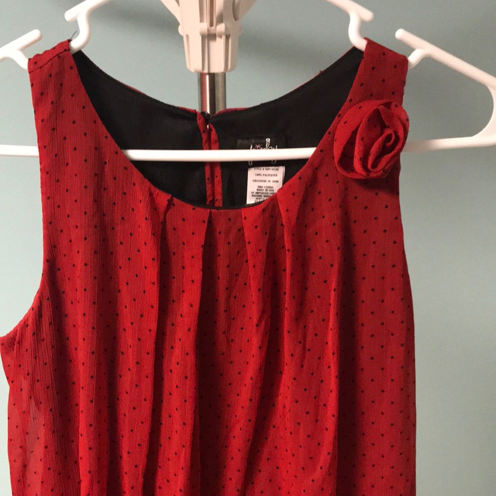 Girls dress. - Picture 2 of 4